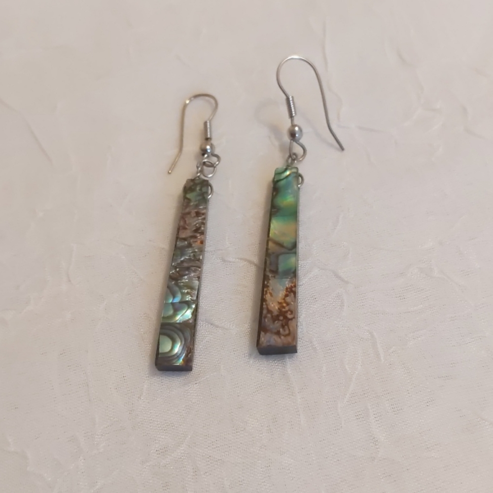 💐 Dark Multicolor Dangle Earrings